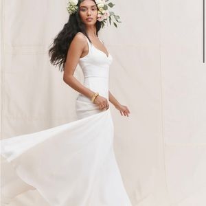 Reformation Lecce Dress in Ivory. New with tags. Never worn.